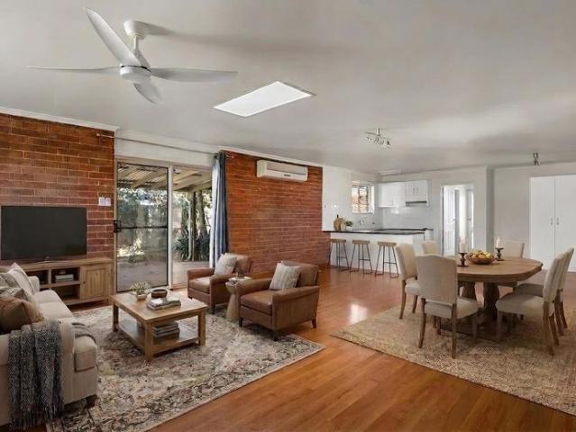 COASTAL CONVENIENCE & MODERN COMFORT AT ALDINGA BEACH