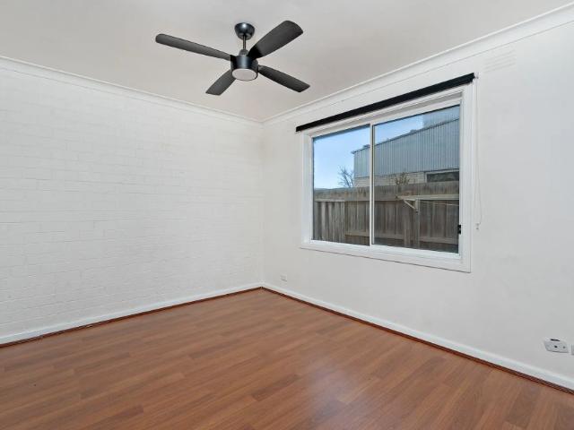 Coastal Convenience in a Comfortable 1 Bedroom Unit