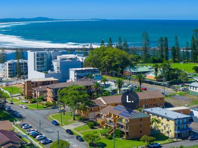 Coastal Convenience in a Prime Location