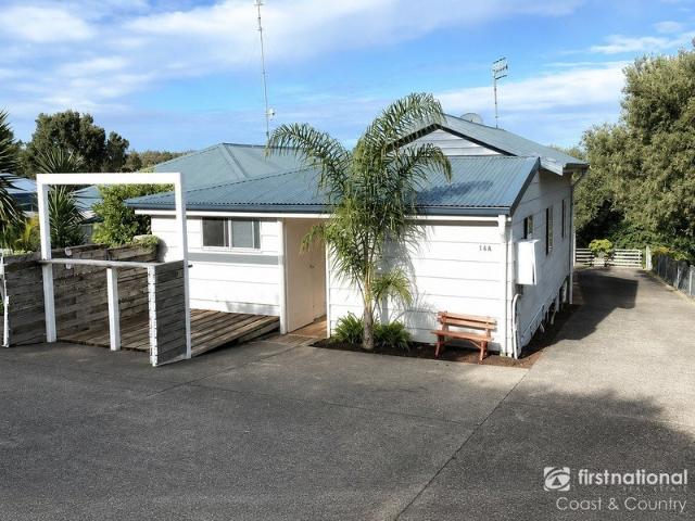 Coastal Convenience in the Heart of Gerroa