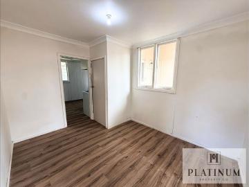 Coastal Convenience in the Heart of Mandurah