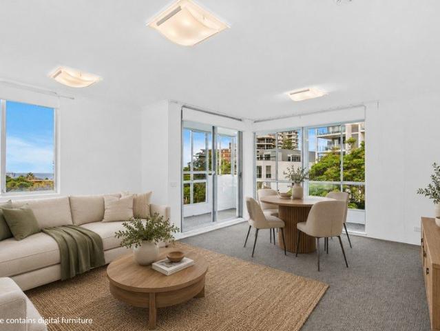INSPECTION CANCELLED, DEPOSIT RECEIVED Coastal Convenience in the Heart of North Wollongong