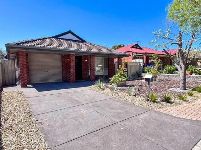 Coastal Corridor Living: Move In Ready 4 Bedroom House