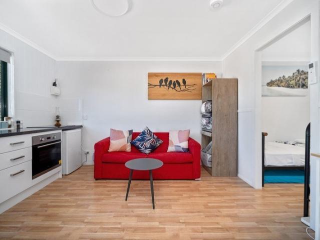 COASTAL COTTAGE FOR RENT 1 Bedroom, All Bills Included!