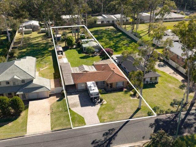 Coastal Country Living on a Rare Half Acre Block
