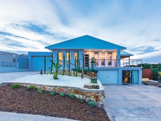 Coastal, creative and effortless entertaining.