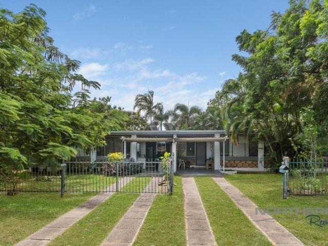 Coastal Duplex Investment in Sought After Pallarenda