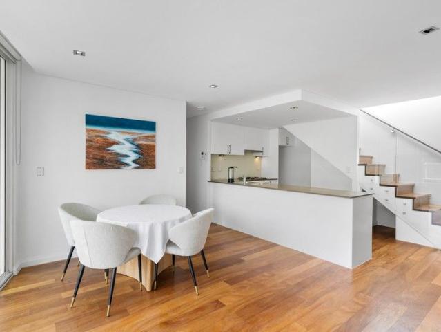 Coastal Designer Apartment With Private Rooftop Terrace in Boutique Complex