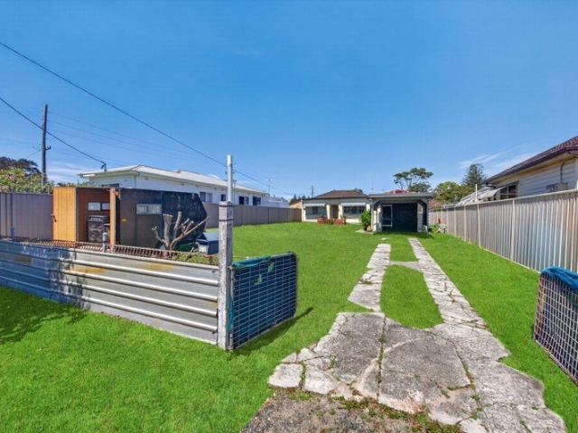 Coastal Development or Dream Home Opportunity 695.6m Block with 15.24m Frontage R1 Zoning