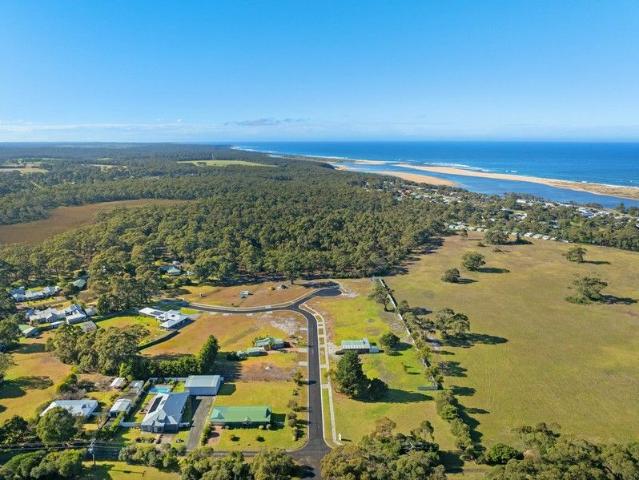 Coastal Dream Awaits in Marlo