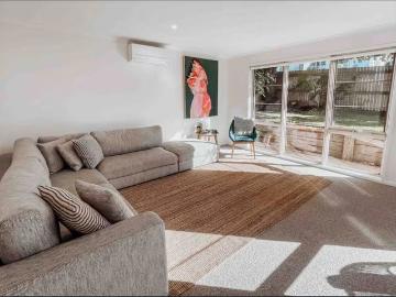 Jan Juc, Surf Coast, Victoria - Equipped kitchen