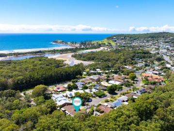 Coastal Ease in the Heart of Crescent Head
