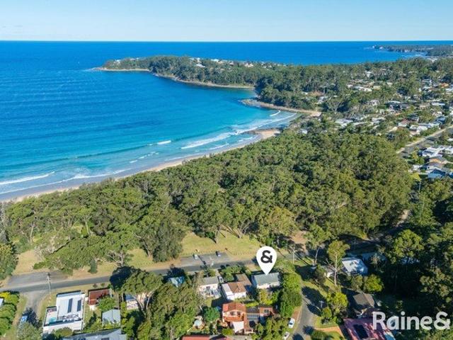 Coastal Elegance Opposite Narrawallee Beach