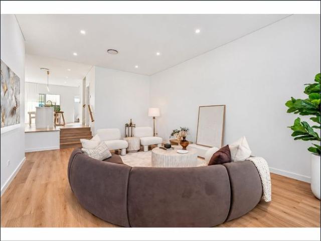 Coastal Elegance, Exceptional Space & Brand New Luxury