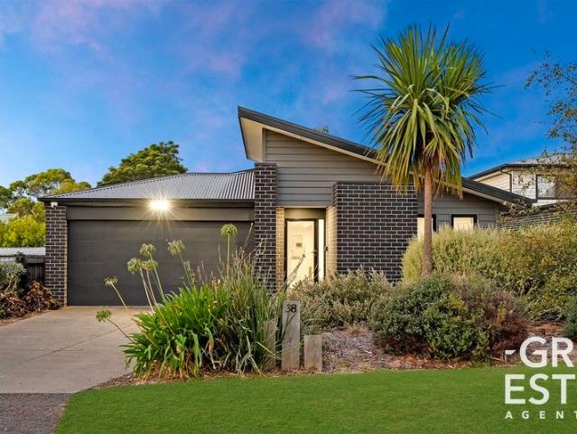 Coastal Elegance in the Heart of Cowes