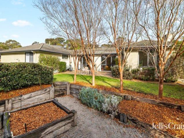 Coastal Elegance in the Heart of Mount Martha Village