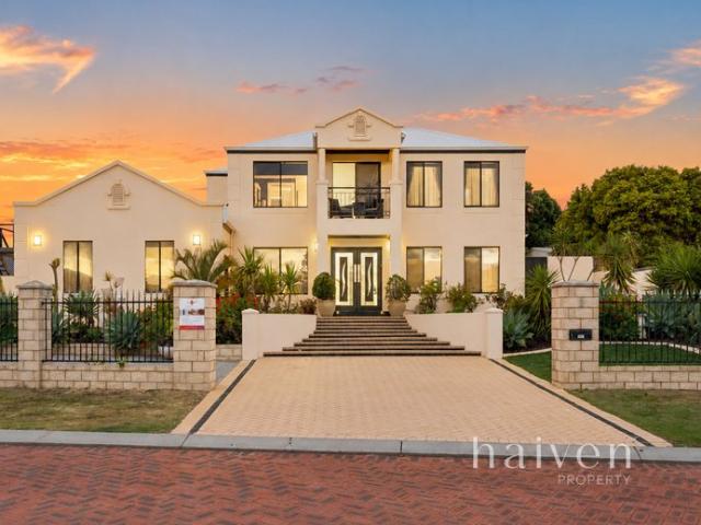 Coastal Elegance, Resort Style Luxury & Spectacular Ocean Views!