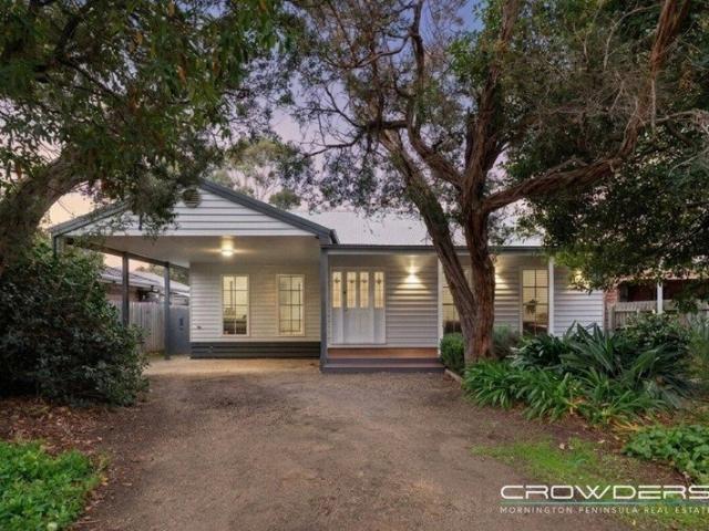 Coastal Entertainer with Family Appeal