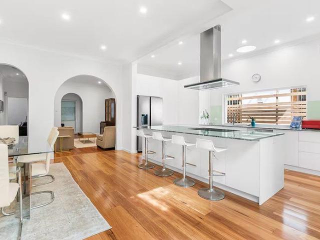 COASTAL ESCAPE @NORTH BONDI SHORT TERM AVAILABLE