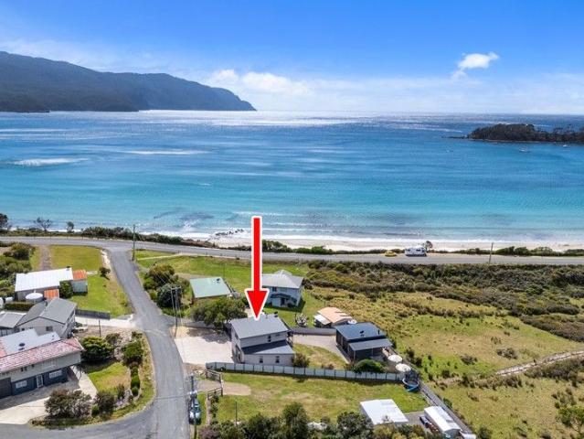 Coastal Escape, Ocean Views, Space, Style & Income Potential