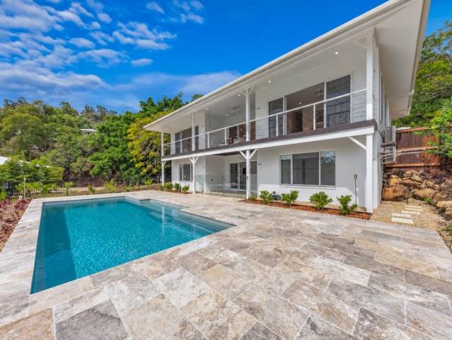 Coastal Family Retreat With Ocean Views And Direct Ocean Access