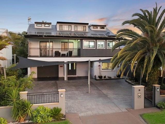 Coastal Family Sanctuary with Pool & Studio