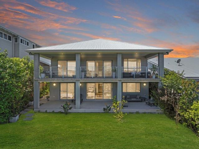 Coastal Grandeur Meets Bushland Serenity