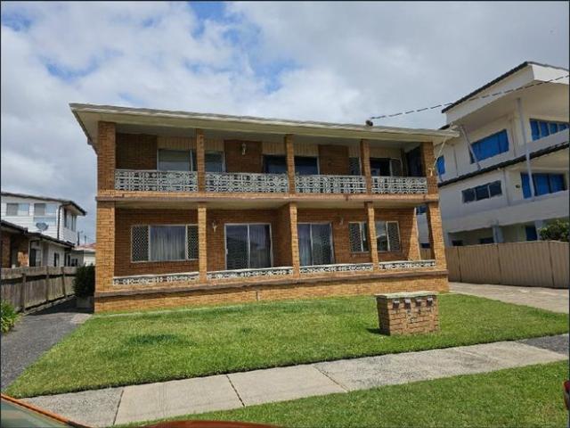 Coastal Ground Floor Unit with Ocean Views Nearby