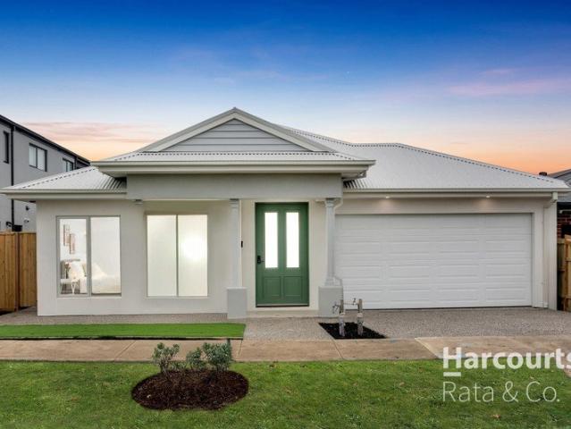 Coastal Hampton Elegance with Modern Comfort & Family Space