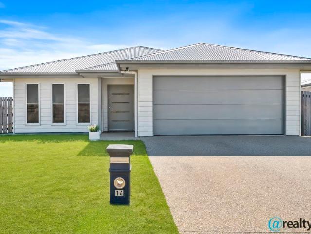 Coastal Haven: 4 Bed Family Home in Lammermoor