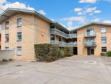 Coastal Investment Opportunity in the Heart of Glenelg