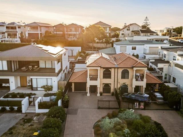 Coastal Luxury & Unrivalled Seaside Living