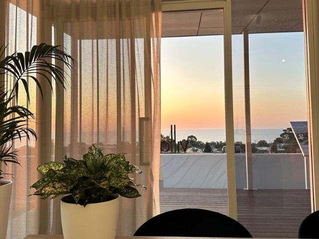 Coastal Luxury with a Balcony that Spans the Horizon