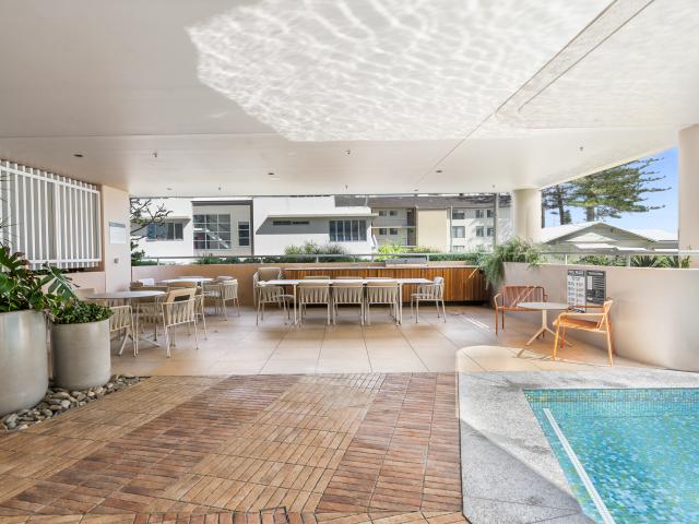 Coastal Luxury with Breathtaking Ocean Views 2 Bed + Media in the Prestigious Hemingway