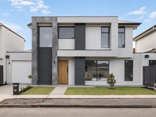 Coastal Luxury with Flexible Family Living