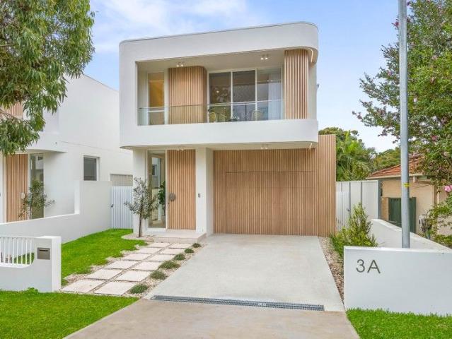 Coastal Luxury Double Brick, Concrete Slab Construction