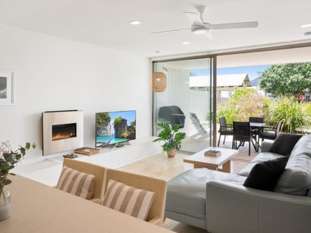 Coastal luxury in the heart of Rainbow Beach