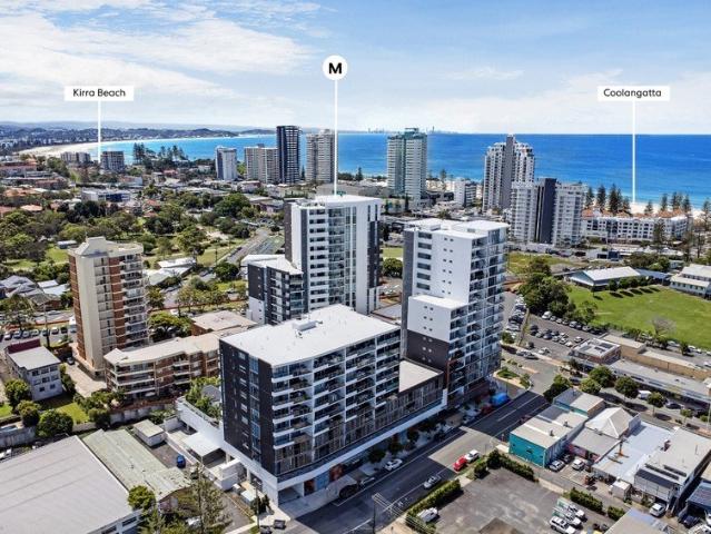 Coastal luxury in the heart of Tweed, metres to the beach