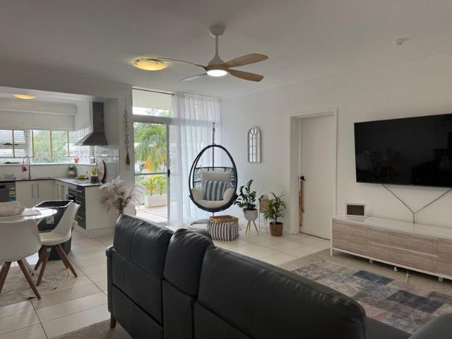 Coastal Luxury Living in a Fully Furnished Retreat