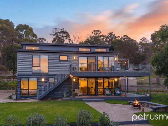 Coastal Luxury Meets Lifestyle Flexibility in Beautiful Clifton Beach