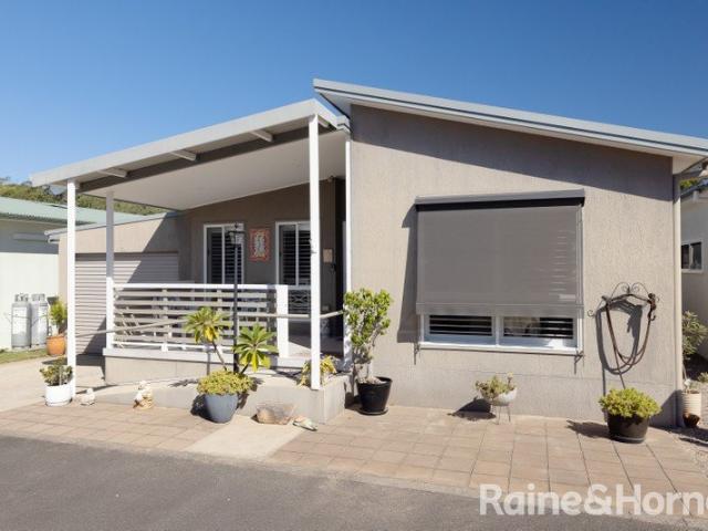 Coastal Luxury Meets Low Maintenance 50's Living