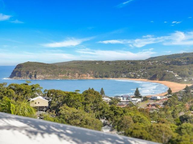 Coastal luxury offering easy living with beach views
