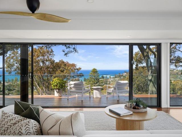 Coastal Luxury, Panoramic Views & Effortless Living
