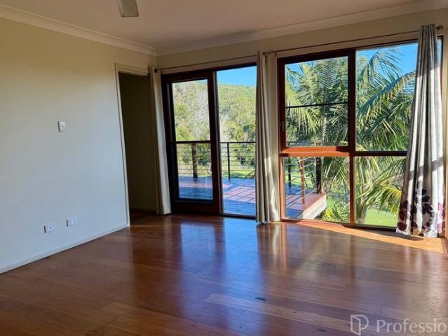 Coastal Lifestyle with Space, Flexibility & Stunning Rural Views