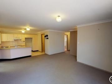 Coastal Lifestyle in the Heart of Shoal Bay