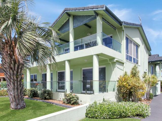 Coastal Lifestyle Living 3 Bedroom Apartment