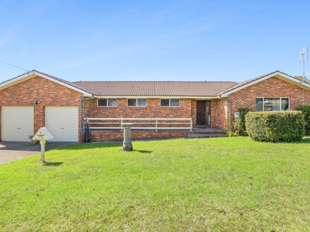 Coastal Lifestyle, Ocean Views & Corner Block Appeal