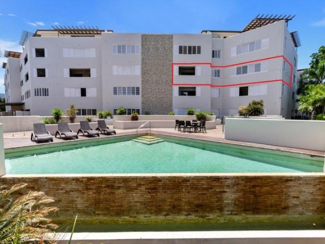 Coastal Lifestyle, Ocean Glimpses & Esplanade Convenience