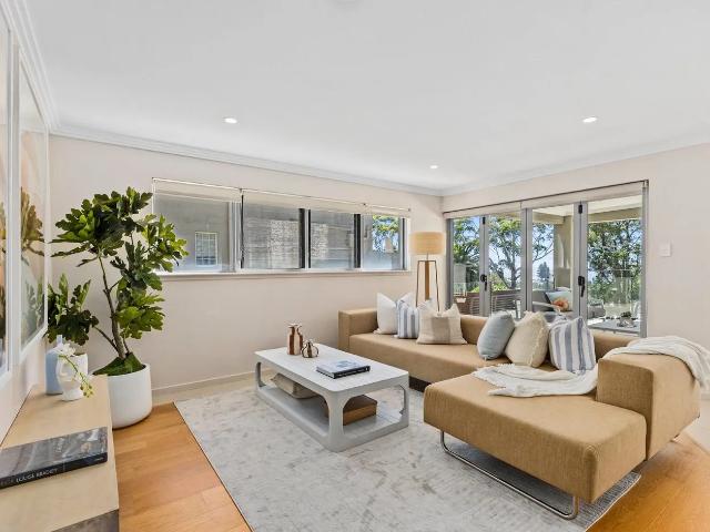 Coastal Living with Ocean Glimpses in Prime Terrigal Location