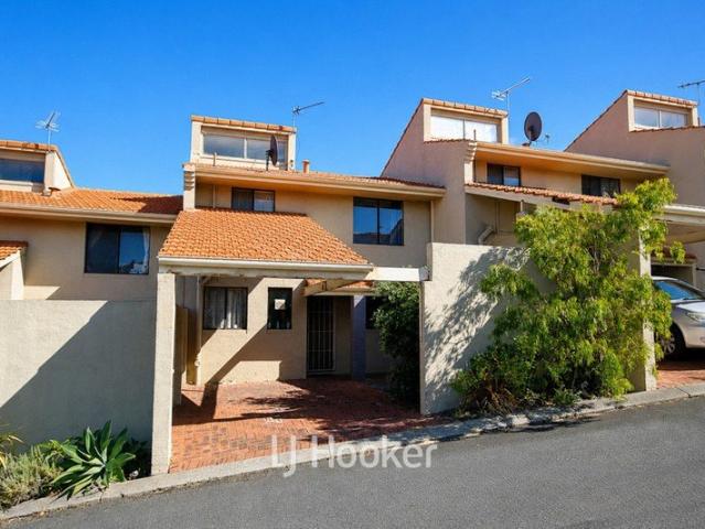 Coastal Living with Ocean Views in the Heart of Bunbury